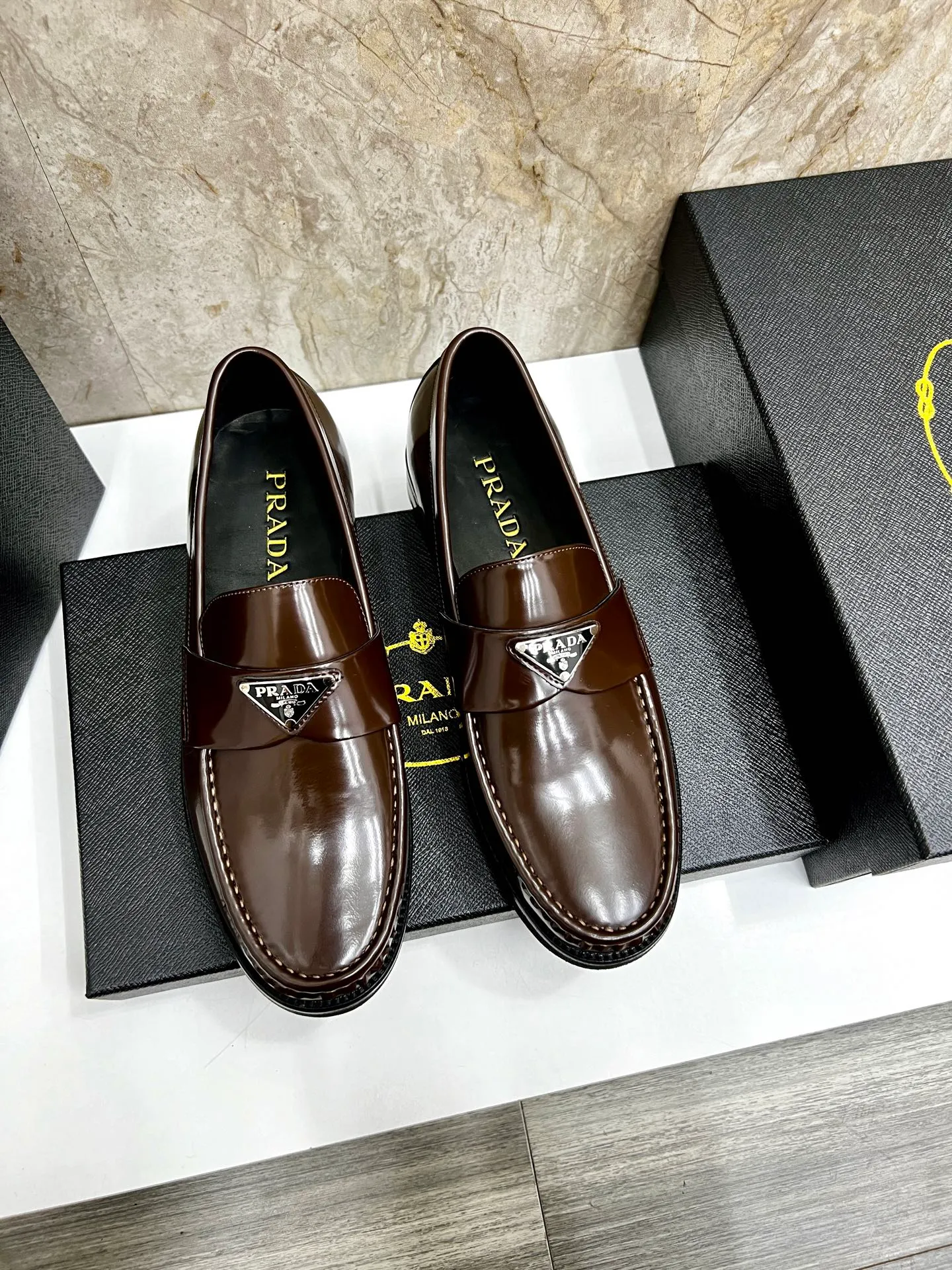 PRADA~ Size: 38-44 (customized 45/46 P: 💰880 P's original official website new high-end men's leather shoes, top-quality original replicas, made of imported open edge beads/calf leather, calf leather breathable lining, original leather outsole!